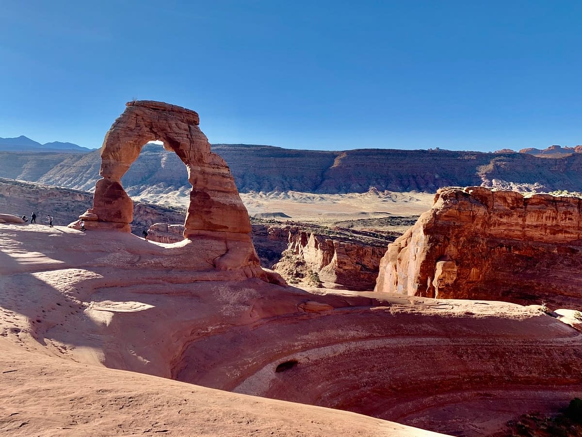 Delicate Arch in Arches National Park - one of Utahs Mighty 5