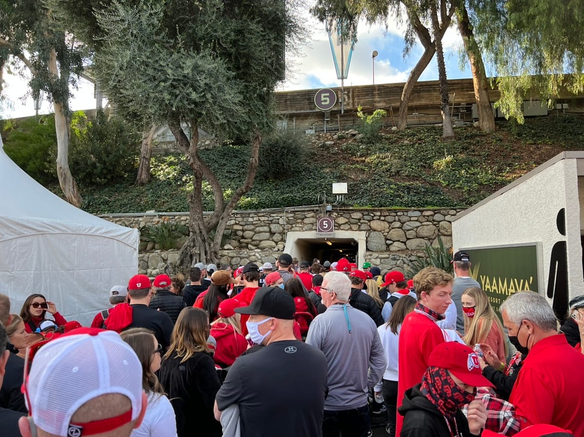 Fans packed in at the tunnel entrances to Rose Bowl stadium