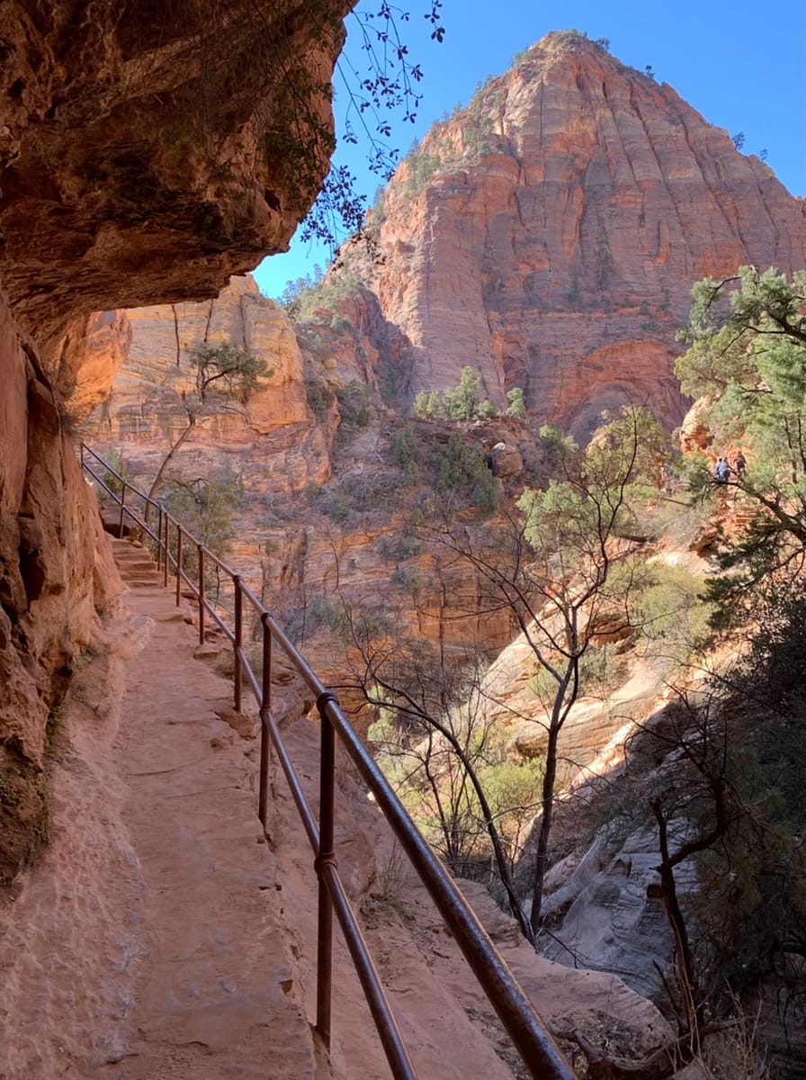 One of the areas along the Zion Canyon Overlook Trail with a protective rail