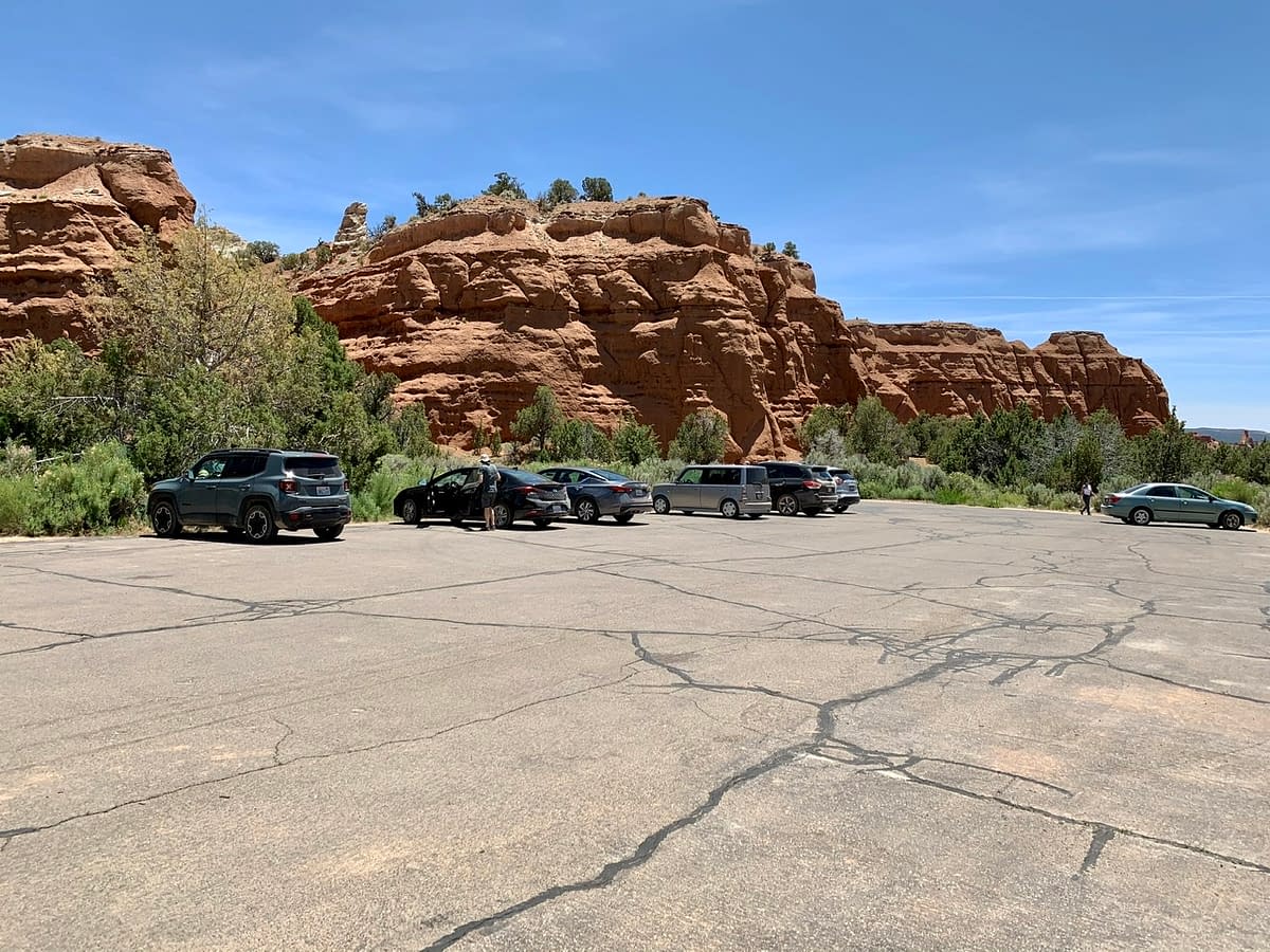 The mostly empty parking lot at Kodachrome Basin State Park