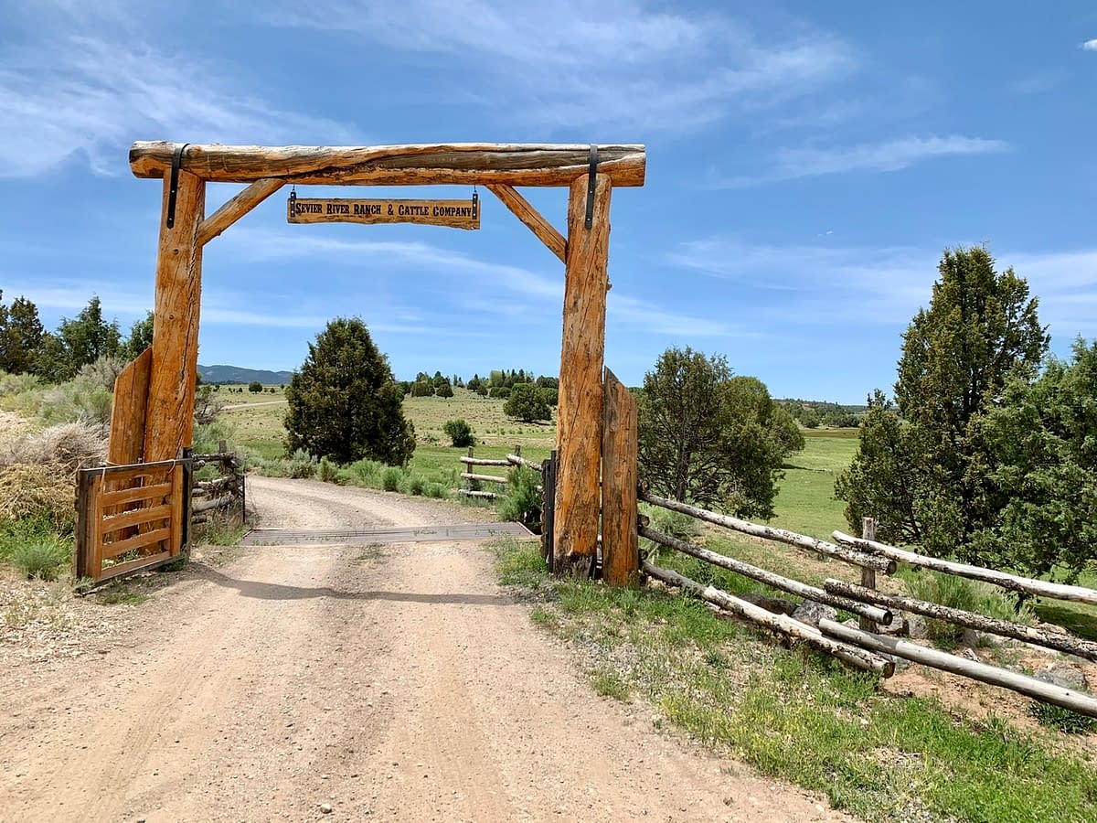 The entrance to isolated Sevier River Ranch and Cattle Company where we stayed during our pandemic road trip