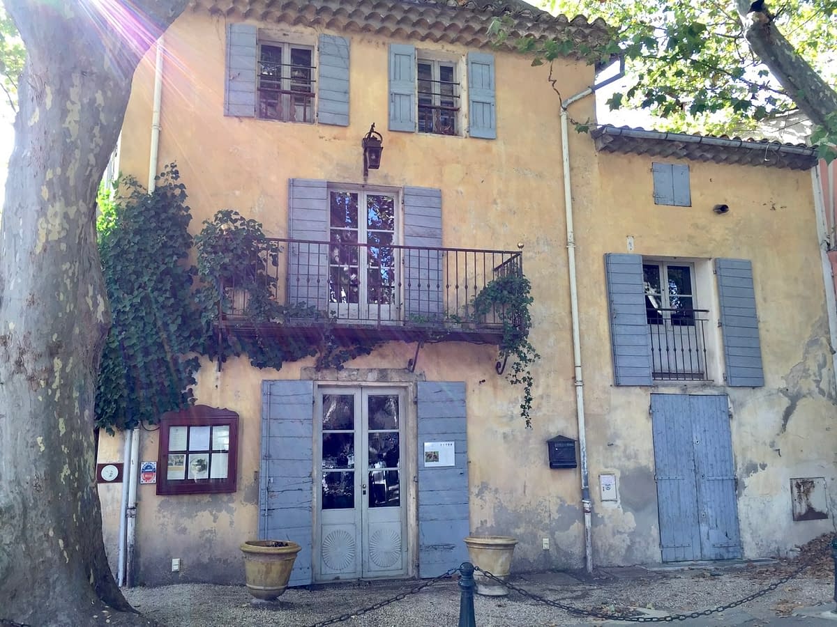 La Petite Maison de Cucaron - a Michelin-starred restaurant in Cucaron France
