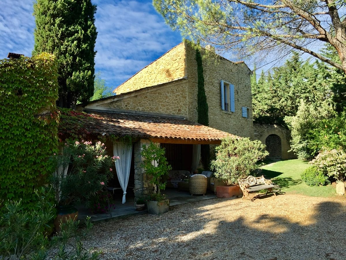 Les Mas de Foncaudette bed and breakfast near Lourmarin - a town in the southern Luberon in Provence France 